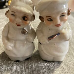 Charming Ceramic Chef salt and pepper shakers